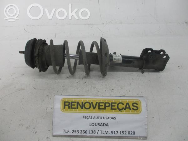 Opel Corsa C Priekšpusē amortizators 