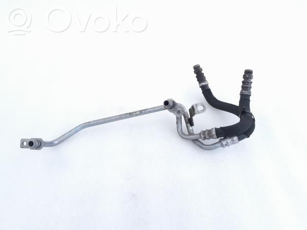 Audi RS4 B8 Furtun/conductă servodirecție 