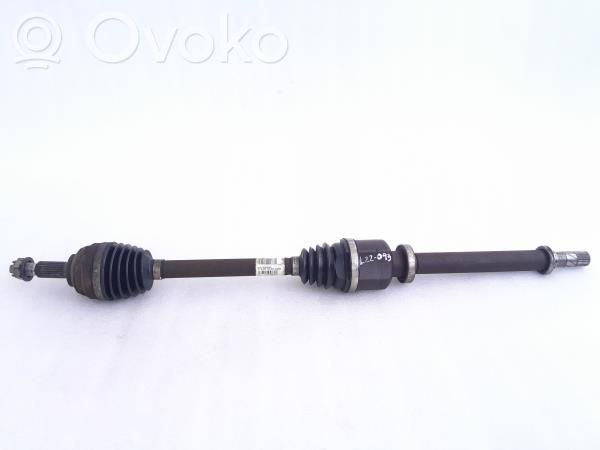 Renault Clio III Front driveshaft 