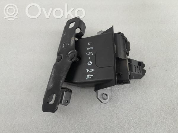 Tailgate exterior lock   3M51R404B12,4PINOS