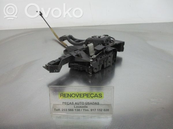 Rear door lock   4M5AA26413BC