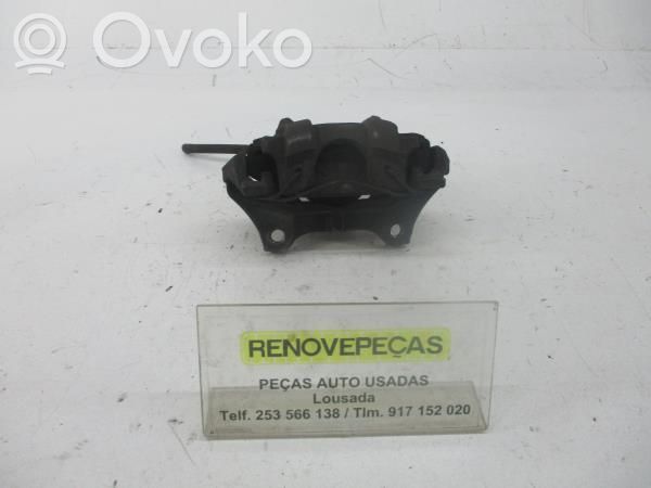Dacia Sandero Zacisk hamulcowy przedni 