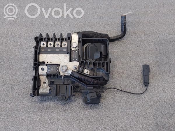 Opel Corsa E SAM control unit 