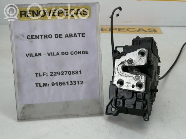 Renault Clio III Takaoven lukko 