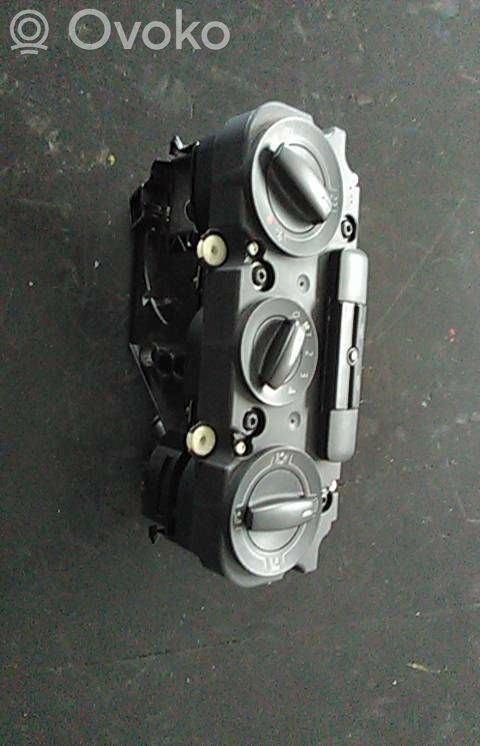 Climate control unit   1T1820045,5HB00932100