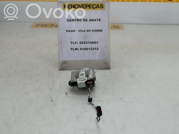 Other control units/modules   GP9A676B0B