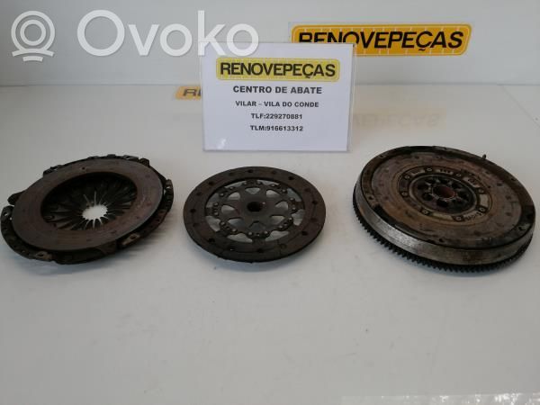 Sankabos komplektas   EMBRAIAGEM,MASSA,SACHS