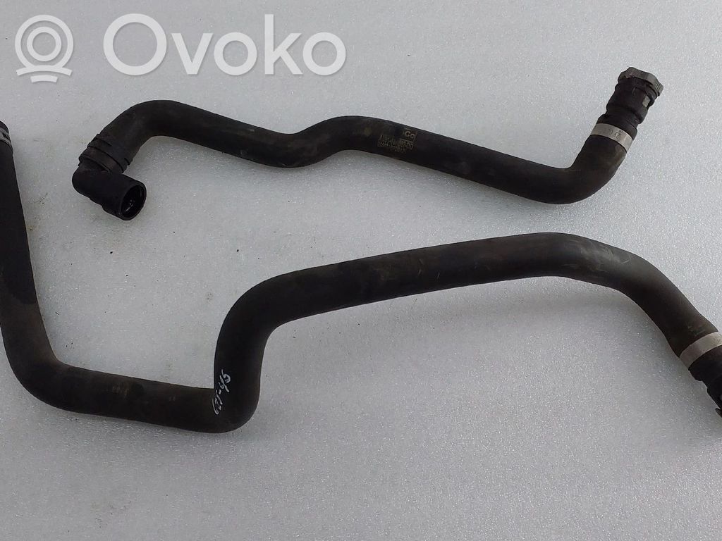 Ford Focus Coolant pipe/hose 