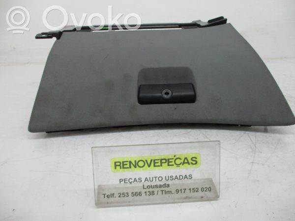 Daiktadėžė   8203822ZB,8196100