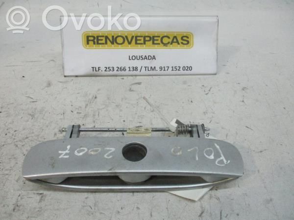 Volkswagen Polo IV 9N3 Atidarymo rankenėlė galinio dangčio (išorinė) 