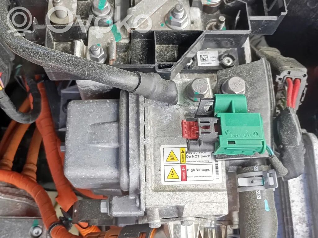 Inversor/convertidor de voltaje   AEQ19,512188
