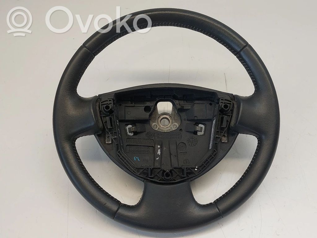 Ohjauspyörä   8200385073,8200526656