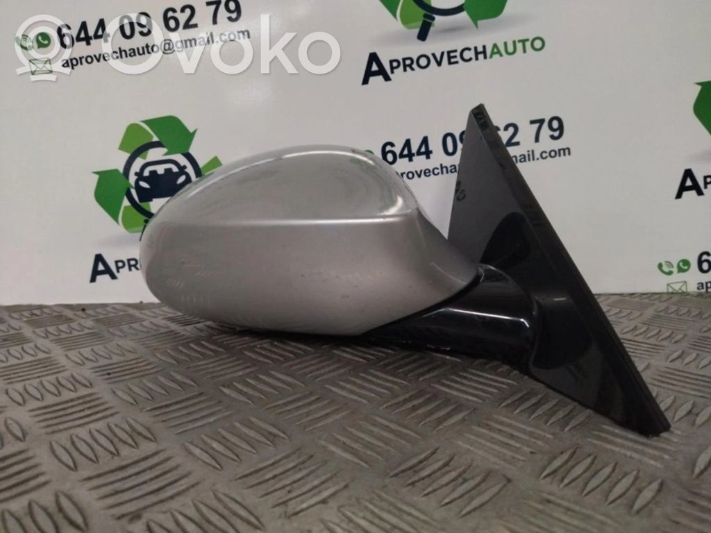 BMW 1 E81 E87 Front door electric wing mirror 