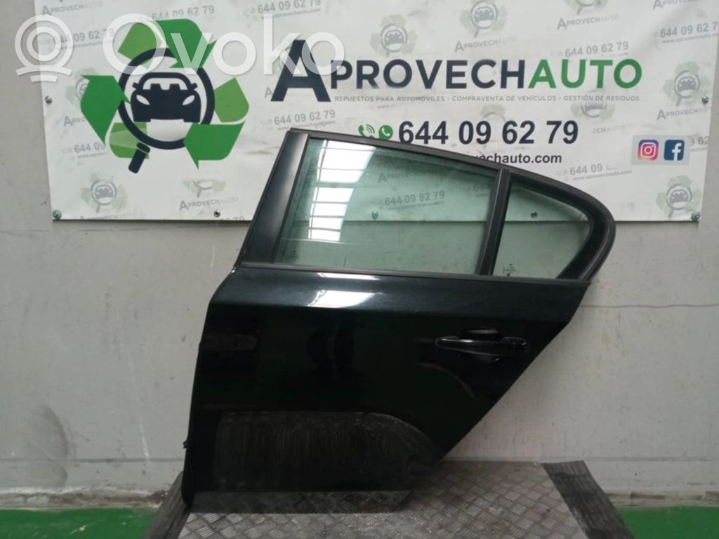 BMW 1 E81 E87 Galinės durys 