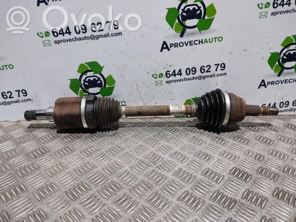 Ford Focus Kardanas komplekte 