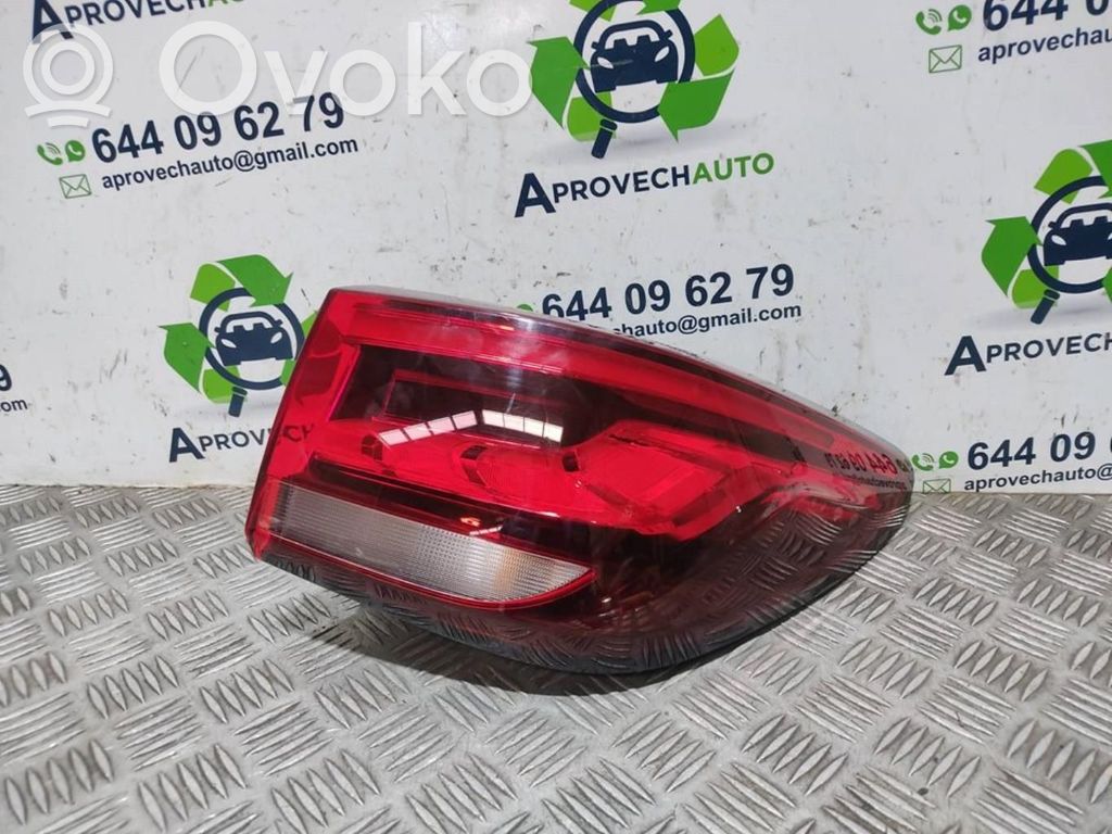 MG ZS Aizmugurējais lukturis virsbūvē 
