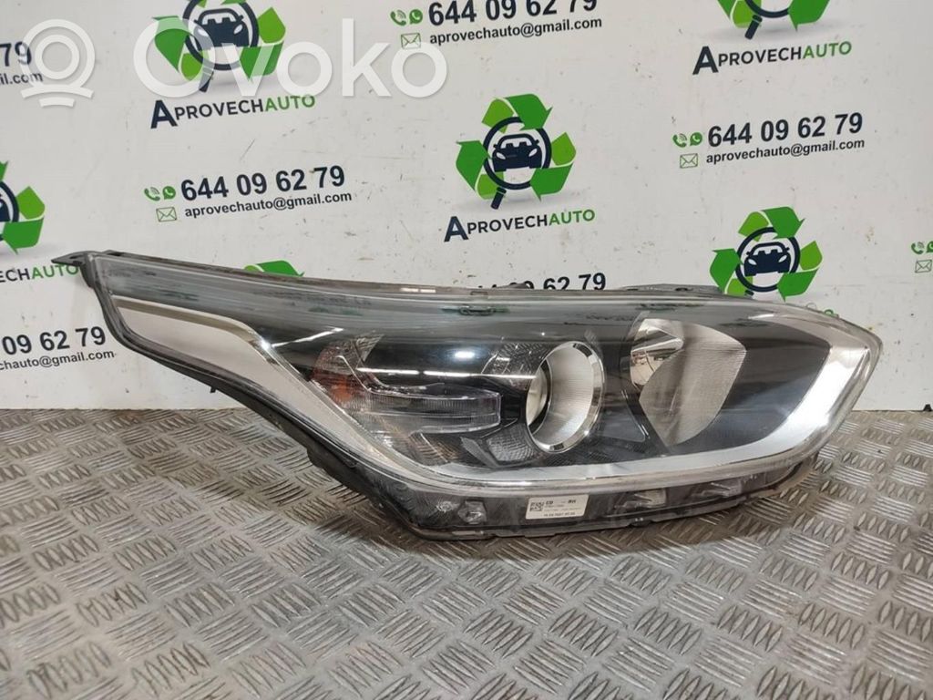KIA Ceed Headlight/headlamp 