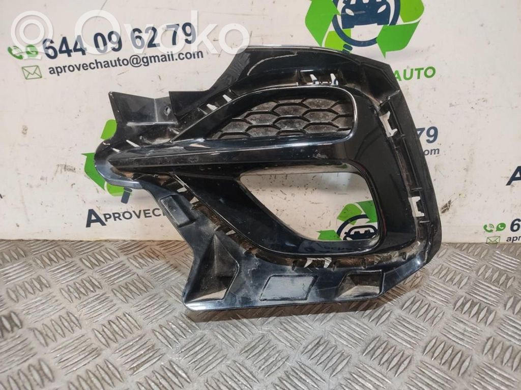 MG ZS Grotelės priekinės 