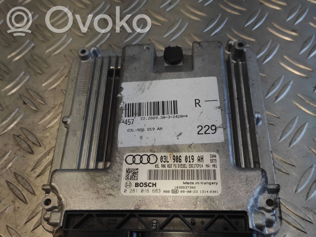 Audi A6 S6 C6 4F Engine control unit/module 