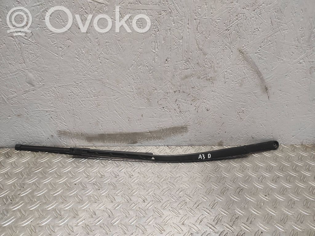Audi A3 S3 8P Wycieraczka szyby przedniej / czołowej 