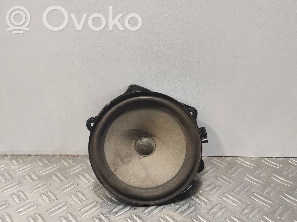 Audi A2 Front door speaker 
