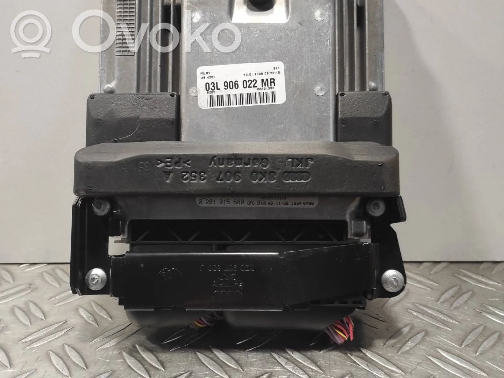 Audi A4 S4 B8 8K Engine control unit/module 