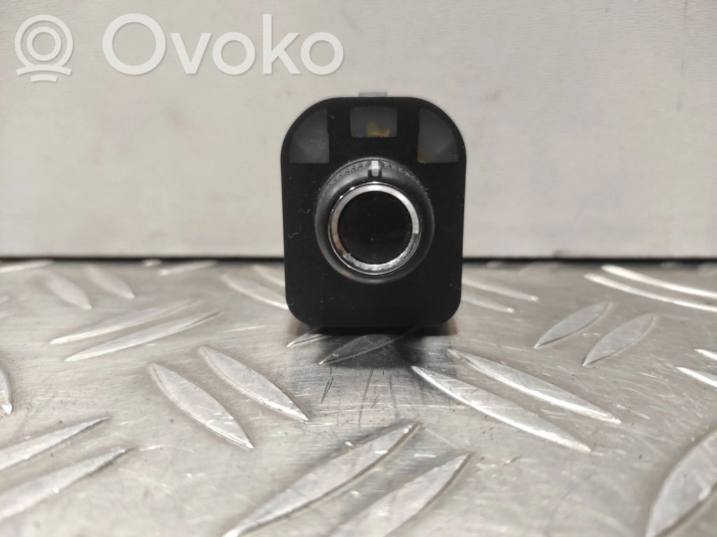 Audi Q5 SQ5 8R Sivupeilin kytkin 
