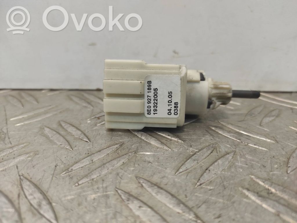 Audi A4 S4 B7 8E 8H Czujnik położenia pedału sprzęgła 