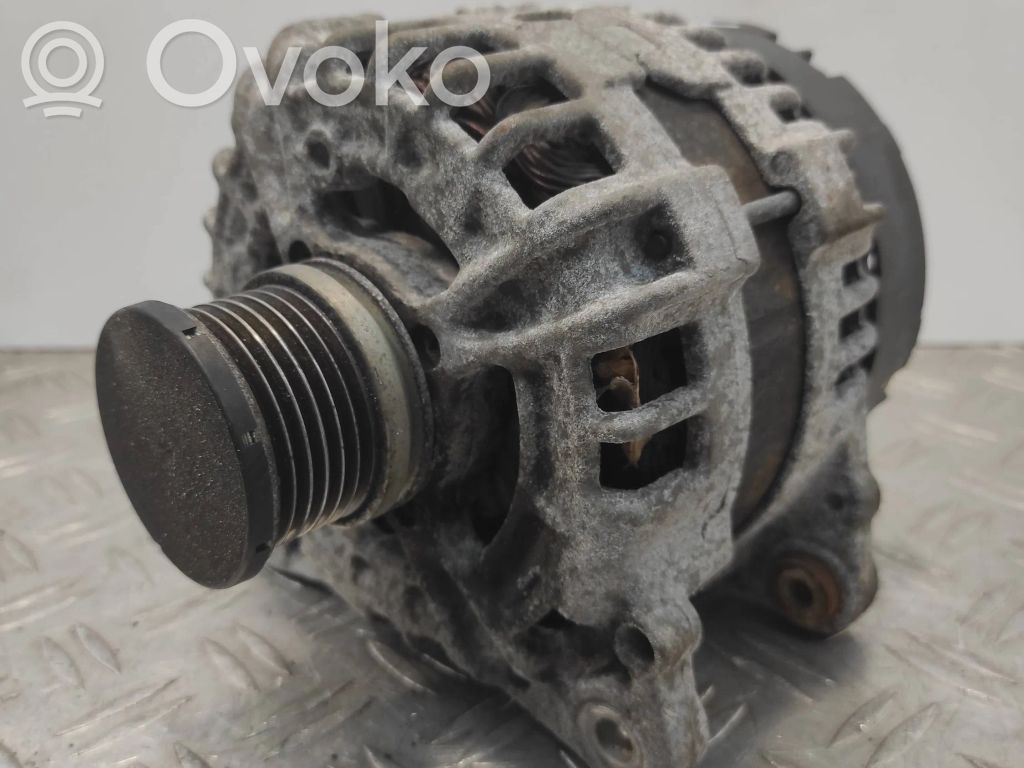 Audi A4 S4 B8 8K Ģenerators 