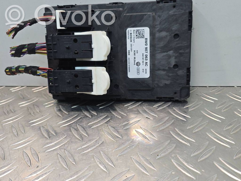 Audi A4 S4 B9 Module confort 