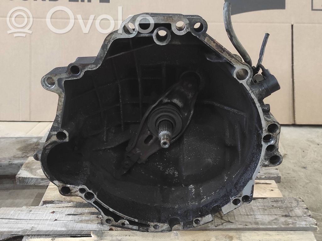 Audi A4 S4 B7 8E 8H Cutie viteze manuală cu 6 trepte 
