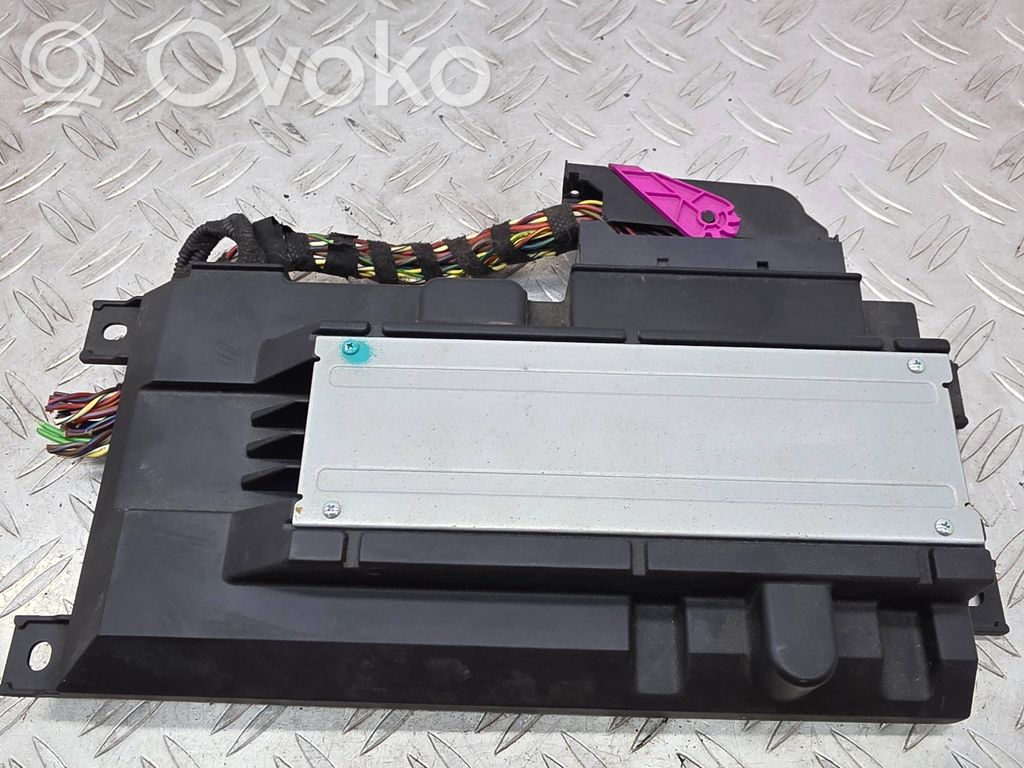 Audi A4 S4 B9 Amplificatore 