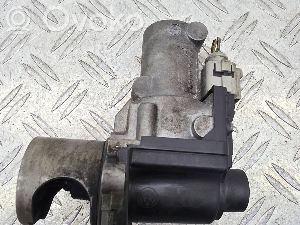 Audi A4 S4 B8 8K Zawór EGR 