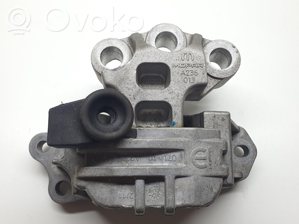 Fiat Tipo Engine mounting bracket 
