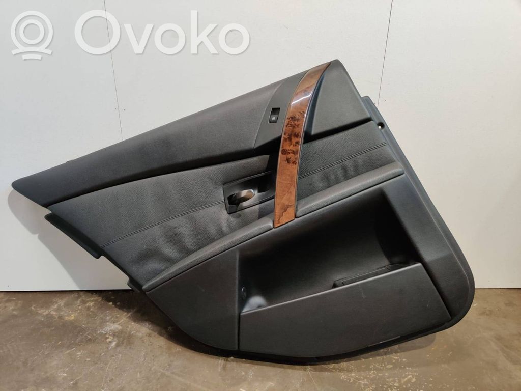 BMW 5 E60 E61 Apšuvums aizmugurējām durvīm 