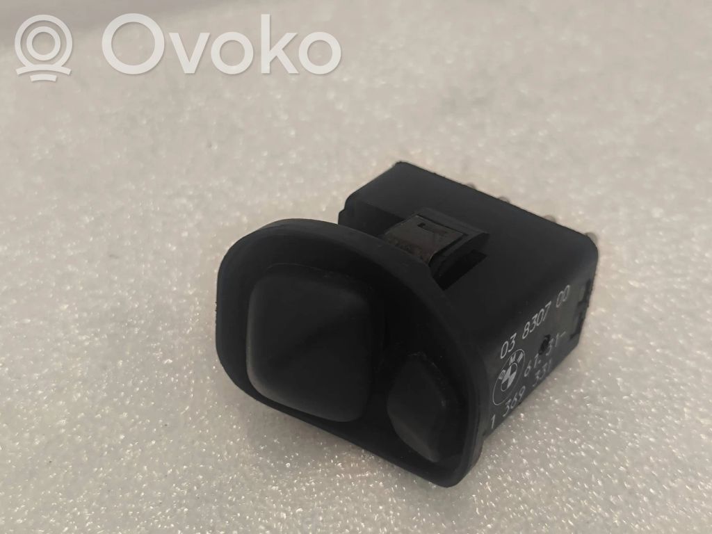 Wing mirror switch   1369331,03830700