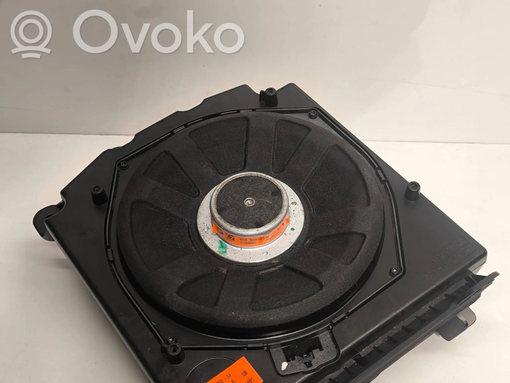 BMW 5 E60 E61 Subwoofer speaker 