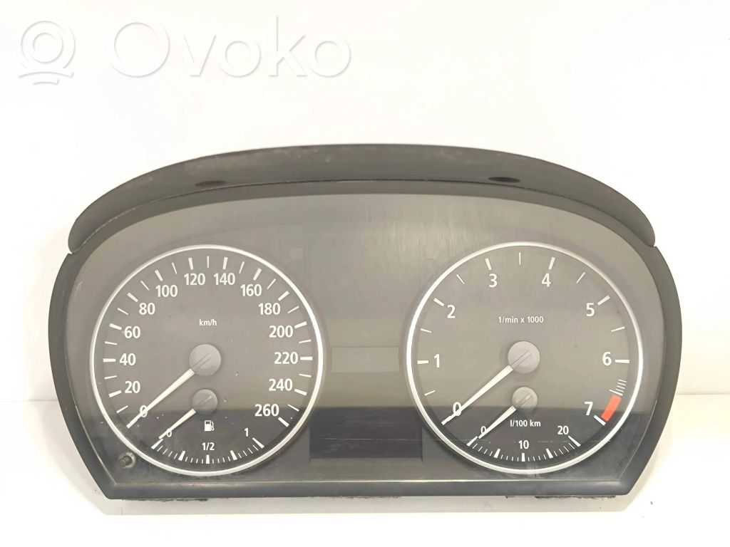 Geschwindigkeitsmesser Cockpit   9110197,623038052