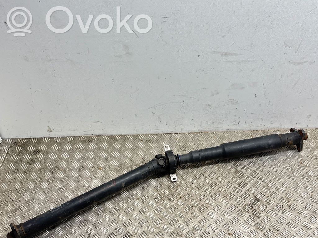 BMW 3 E90 E91 Kardanas komplekte 