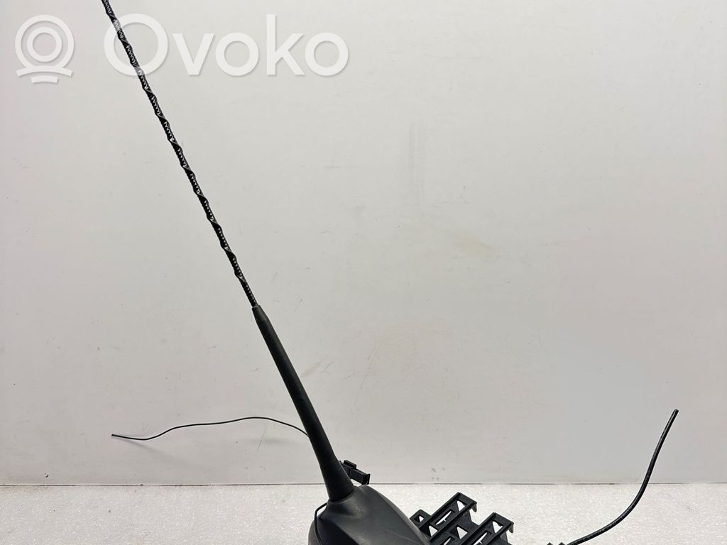 BMW 1 E81 E87 Radion antenni 