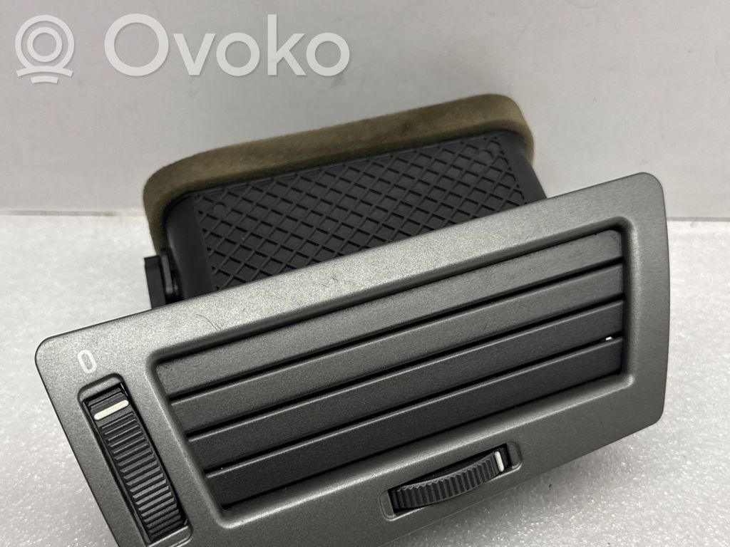 BMW 7 E65 E66 Moldura protectora de la rejilla de ventilación lateral del panel 