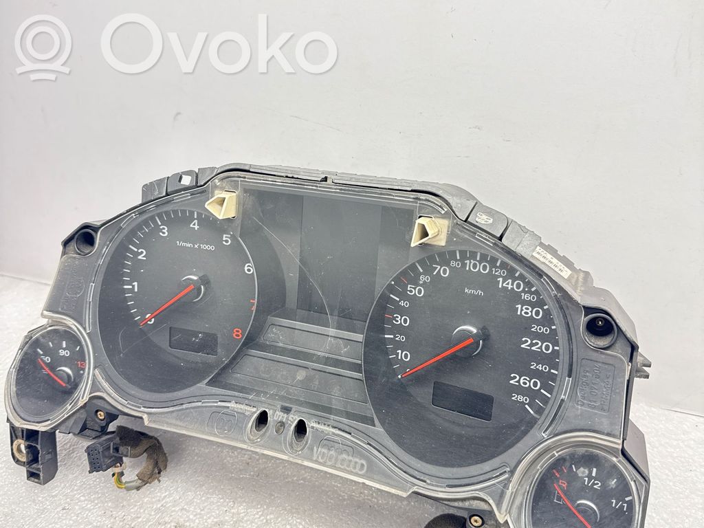Audi A8 S8 D3 4E Speedometer (instrument cluster) 