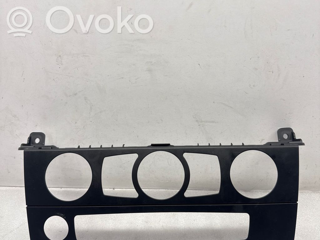 BMW 5 E60 E61 Climate control unit 