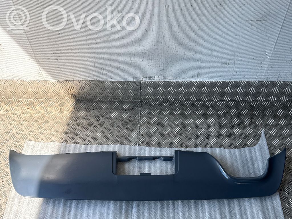 BMW 5 E60 E61 Apakšējā bampera daļa 