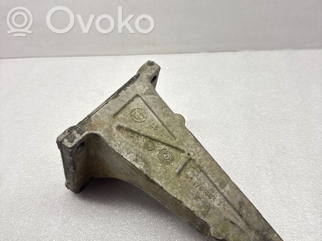 BMW 3 E30 Engine mounting bracket 