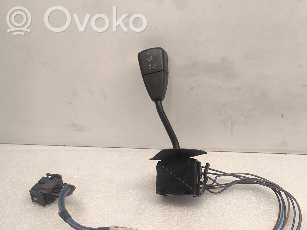 BMW 3 E36 Valytuvų rankenėlė 