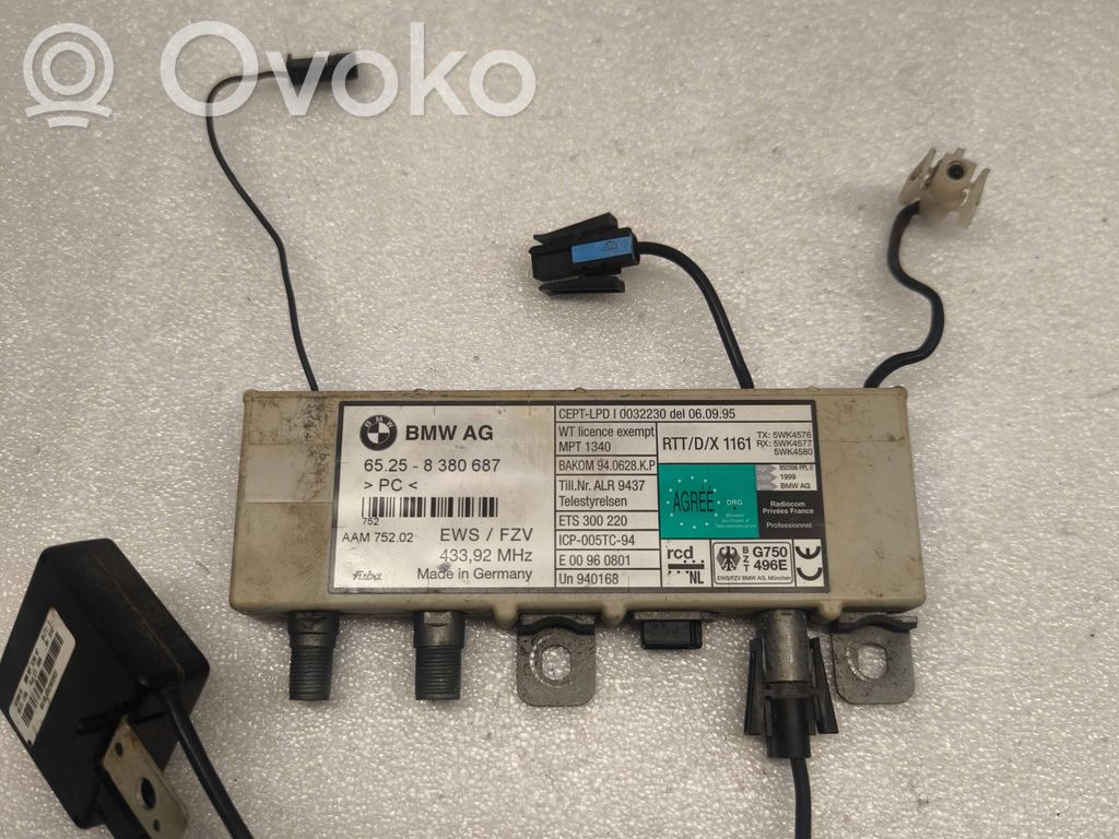 BMW 5 E39 Antenos stiprintuvas 