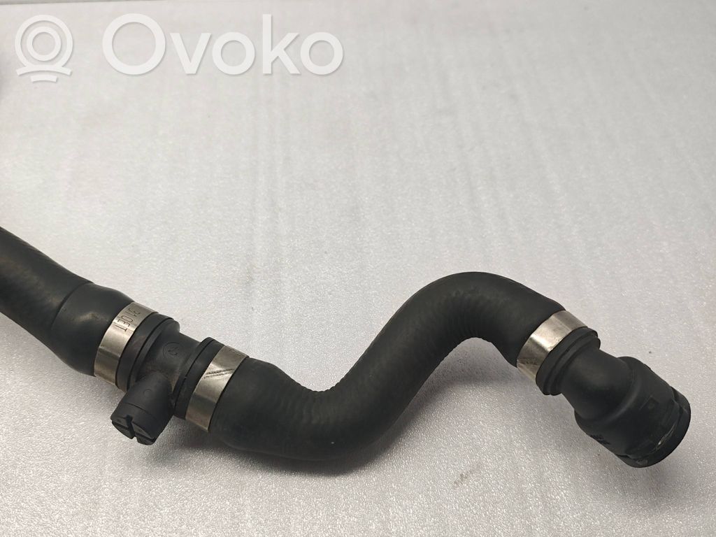 BMW X3 E83 Engine coolant pipe/hose 