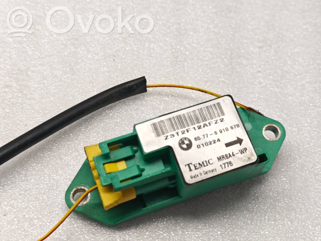 BMW 5 E39 Airbag deployment crash/impact sensor 