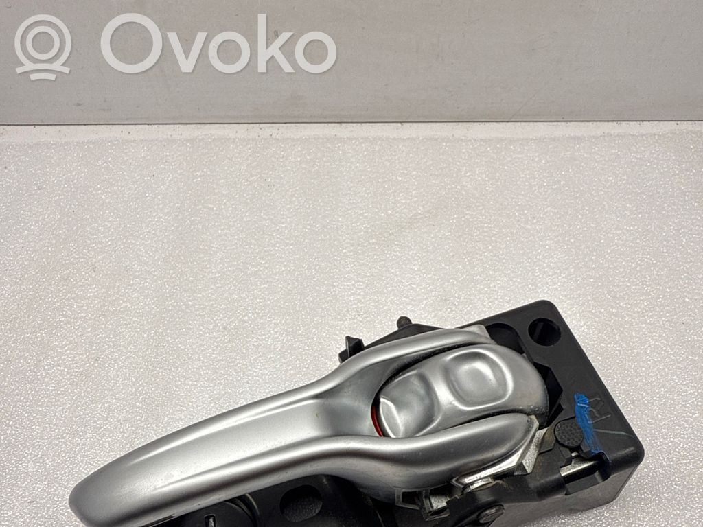 Jeep Cherokee Front door interior handle 